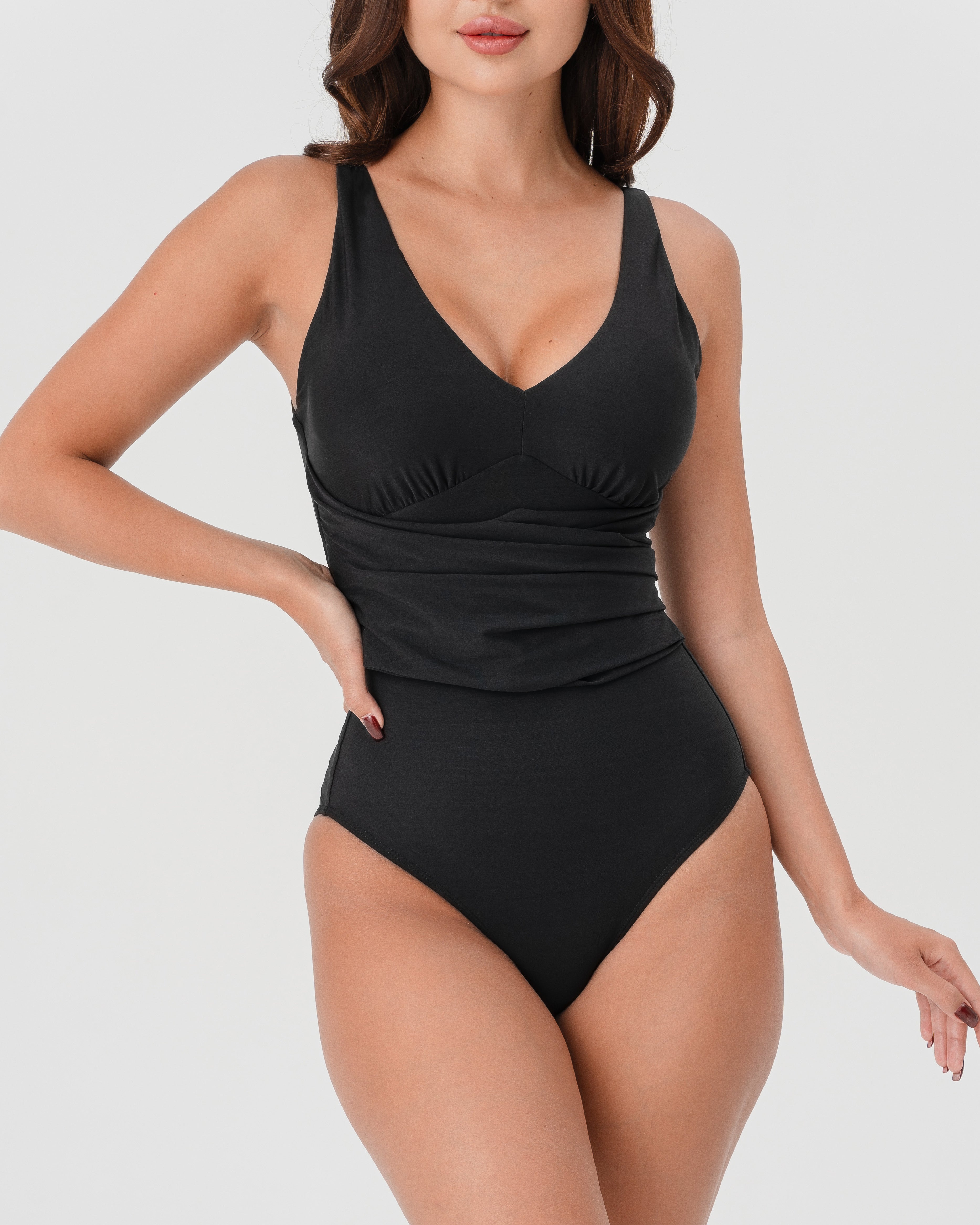 Утягивающий купальник черный Tomyris размер S